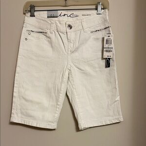 INC regular fit white denim long shorts studded trim pockets size 0 new/tags